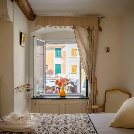 Altido Lovely Apt For 4, With Seaview Moments From *