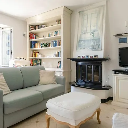 Altido Lovely Apt For 4, With Seaview Moments From *