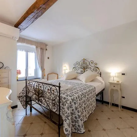Apartament Altido Lovely Apt For 4, With Seaview Moments From *