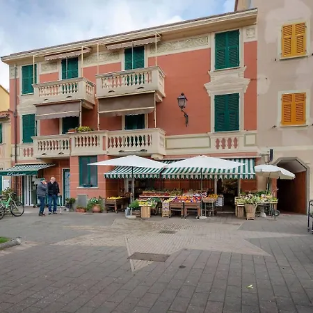 Altido Lovely Apt For 4, With Seaview Moments From Sestri Levante